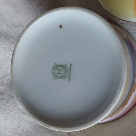 Noritake ceramic hand painted sugar bowl with lid tree and house design - Picture 6 of 9